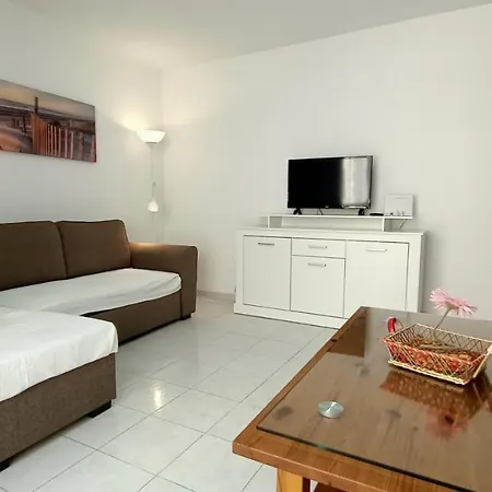 Alquilaencanarias El Medano, El Cabezo, Next To The !!! Апартаменты *