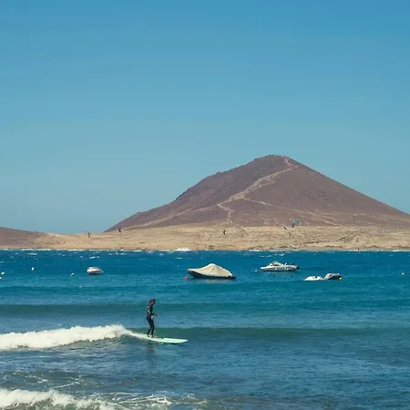 Alquilaencanarias El Medano, El Cabezo, Next To The !!!