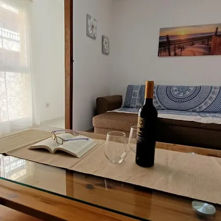 Alquilaencanarias El Medano, El Cabezo, Next To The !!! El Médano